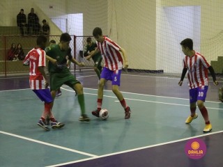 
<a style='margin-left: 5px;' class='btn btn-xs btn-social btn-facebook' href='https://www.facebook.com/sharer/sharer.php?u=https://www.boladovale.com.br/imgs/800-800-90/conteudo/fotos/1565/img2795.jpg' rel='popup' data-width='500' data-height='400'><i class='fa fa-facebook'></i>Compartilhar <span class='hidden-xs'>no Facebook</span>
</a> 
<a class='btn btn-default btn-xs' target='_blank' href='imgs/800-800-90/conteudo/fotos/1565/img2795.jpg'>
<span class='glyphicon glyphicon-cloud-download'></span> Salvar
</a> 
<span></span>