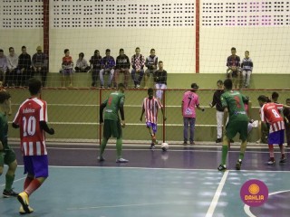
<a style='margin-left: 5px;' class='btn btn-xs btn-social btn-facebook' href='https://www.facebook.com/sharer/sharer.php?u=https://www.boladovale.com.br/imgs/800-800-90/conteudo/fotos/1565/img2807.jpg' rel='popup' data-width='500' data-height='400'><i class='fa fa-facebook'></i>Compartilhar <span class='hidden-xs'>no Facebook</span>
</a> 
<a class='btn btn-default btn-xs' target='_blank' href='imgs/800-800-90/conteudo/fotos/1565/img2807.jpg'>
<span class='glyphicon glyphicon-cloud-download'></span> Salvar
</a> 
<span></span>