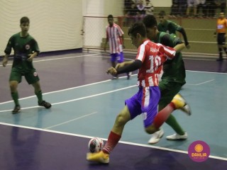 
<a style='margin-left: 5px;' class='btn btn-xs btn-social btn-facebook' href='https://www.facebook.com/sharer/sharer.php?u=https://www.boladovale.com.br/imgs/800-800-90/conteudo/fotos/1565/img2814.jpg' rel='popup' data-width='500' data-height='400'><i class='fa fa-facebook'></i>Compartilhar <span class='hidden-xs'>no Facebook</span>
</a> 
<a class='btn btn-default btn-xs' target='_blank' href='imgs/800-800-90/conteudo/fotos/1565/img2814.jpg'>
<span class='glyphicon glyphicon-cloud-download'></span> Salvar
</a> 
<span></span>