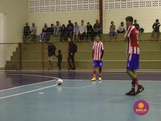 
<a style='margin-left: 5px;' class='btn btn-xs btn-social btn-facebook' href='https://www.facebook.com/sharer/sharer.php?u=https://www.boladovale.com.br/imgs/800-800-90/conteudo/fotos/1565/img2816.jpg' rel='popup' data-width='500' data-height='400'><i class='fa fa-facebook'></i>Compartilhar <span class='hidden-xs'>no Facebook</span>
</a> 
<a class='btn btn-default btn-xs' target='_blank' href='imgs/800-800-90/conteudo/fotos/1565/img2816.jpg'>
<span class='glyphicon glyphicon-cloud-download'></span> Salvar
</a> 
<span></span>