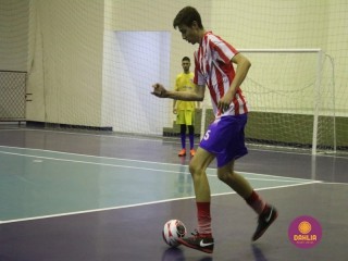 
<a style='margin-left: 5px;' class='btn btn-xs btn-social btn-facebook' href='https://www.facebook.com/sharer/sharer.php?u=https://www.boladovale.com.br/imgs/800-800-90/conteudo/fotos/1565/img2836.jpg' rel='popup' data-width='500' data-height='400'><i class='fa fa-facebook'></i>Compartilhar <span class='hidden-xs'>no Facebook</span>
</a> 
<a class='btn btn-default btn-xs' target='_blank' href='imgs/800-800-90/conteudo/fotos/1565/img2836.jpg'>
<span class='glyphicon glyphicon-cloud-download'></span> Salvar
</a> 
<span></span>