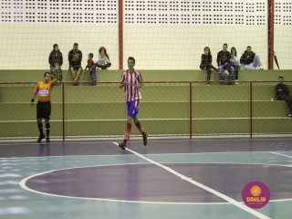 
<a style='margin-left: 5px;' class='btn btn-xs btn-social btn-facebook' href='https://www.facebook.com/sharer/sharer.php?u=https://www.boladovale.com.br/imgs/800-800-90/conteudo/fotos/1565/img2855.jpg' rel='popup' data-width='500' data-height='400'><i class='fa fa-facebook'></i>Compartilhar <span class='hidden-xs'>no Facebook</span>
</a> 
<a class='btn btn-default btn-xs' target='_blank' href='imgs/800-800-90/conteudo/fotos/1565/img2855.jpg'>
<span class='glyphicon glyphicon-cloud-download'></span> Salvar
</a> 
<span></span>