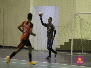 
<a style='margin-left: 5px;' class='btn btn-xs btn-social btn-facebook' href='https://www.facebook.com/sharer/sharer.php?u=https://www.boladovale.com.br/imgs/800-800-90/conteudo/fotos/1566/img2915.jpg' rel='popup' data-width='500' data-height='400'><i class='fa fa-facebook'></i>Compartilhar <span class='hidden-xs'>no Facebook</span>
</a> 
<a class='btn btn-default btn-xs' target='_blank' href='imgs/800-800-90/conteudo/fotos/1566/img2915.jpg'>
<span class='glyphicon glyphicon-cloud-download'></span> Salvar
</a> 
<span></span>