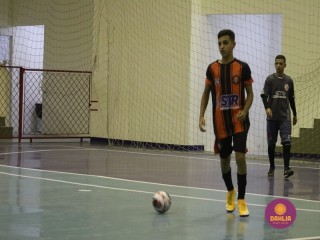 
<a style='margin-left: 5px;' class='btn btn-xs btn-social btn-facebook' href='https://www.facebook.com/sharer/sharer.php?u=https://www.boladovale.com.br/imgs/800-800-90/conteudo/fotos/1566/img2926.jpg' rel='popup' data-width='500' data-height='400'><i class='fa fa-facebook'></i>Compartilhar <span class='hidden-xs'>no Facebook</span>
</a> 
<a class='btn btn-default btn-xs' target='_blank' href='imgs/800-800-90/conteudo/fotos/1566/img2926.jpg'>
<span class='glyphicon glyphicon-cloud-download'></span> Salvar
</a> 
<span></span>