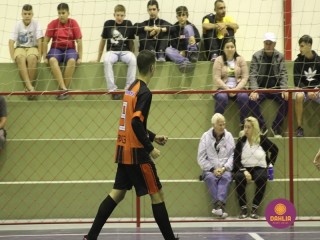 
<a style='margin-left: 5px;' class='btn btn-xs btn-social btn-facebook' href='https://www.facebook.com/sharer/sharer.php?u=https://www.boladovale.com.br/imgs/800-800-90/conteudo/fotos/1566/img2986.jpg' rel='popup' data-width='500' data-height='400'><i class='fa fa-facebook'></i>Compartilhar <span class='hidden-xs'>no Facebook</span>
</a> 
<a class='btn btn-default btn-xs' target='_blank' href='imgs/800-800-90/conteudo/fotos/1566/img2986.jpg'>
<span class='glyphicon glyphicon-cloud-download'></span> Salvar
</a> 
<span></span>