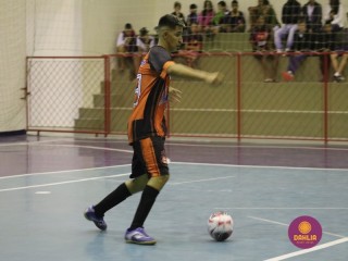 
<a style='margin-left: 5px;' class='btn btn-xs btn-social btn-facebook' href='https://www.facebook.com/sharer/sharer.php?u=https://www.boladovale.com.br/imgs/800-800-90/conteudo/fotos/1566/img3005.jpg' rel='popup' data-width='500' data-height='400'><i class='fa fa-facebook'></i>Compartilhar <span class='hidden-xs'>no Facebook</span>
</a> 
<a class='btn btn-default btn-xs' target='_blank' href='imgs/800-800-90/conteudo/fotos/1566/img3005.jpg'>
<span class='glyphicon glyphicon-cloud-download'></span> Salvar
</a> 
<span></span>