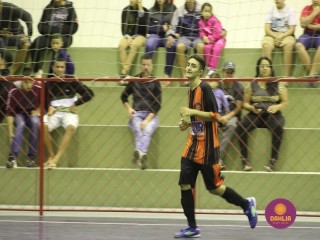 
<a style='margin-left: 5px;' class='btn btn-xs btn-social btn-facebook' href='https://www.facebook.com/sharer/sharer.php?u=https://www.boladovale.com.br/imgs/800-800-90/conteudo/fotos/1566/img3017.jpg' rel='popup' data-width='500' data-height='400'><i class='fa fa-facebook'></i>Compartilhar <span class='hidden-xs'>no Facebook</span>
</a> 
<a class='btn btn-default btn-xs' target='_blank' href='imgs/800-800-90/conteudo/fotos/1566/img3017.jpg'>
<span class='glyphicon glyphicon-cloud-download'></span> Salvar
</a> 
<span></span>
