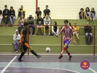 
<a style='margin-left: 5px;' class='btn btn-xs btn-social btn-facebook' href='https://www.facebook.com/sharer/sharer.php?u=https://www.boladovale.com.br/imgs/800-800-90/conteudo/fotos/1566/img3025.jpg' rel='popup' data-width='500' data-height='400'><i class='fa fa-facebook'></i>Compartilhar <span class='hidden-xs'>no Facebook</span>
</a> 
<a class='btn btn-default btn-xs' target='_blank' href='imgs/800-800-90/conteudo/fotos/1566/img3025.jpg'>
<span class='glyphicon glyphicon-cloud-download'></span> Salvar
</a> 
<span></span>
