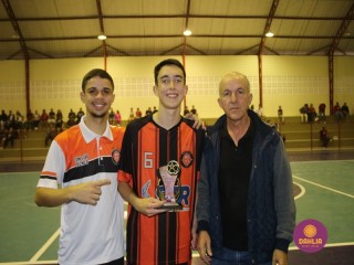 
<a style='margin-left: 5px;' class='btn btn-xs btn-social btn-facebook' href='https://www.facebook.com/sharer/sharer.php?u=https://www.boladovale.com.br/imgs/800-800-90/conteudo/fotos/1566/img3089.jpg' rel='popup' data-width='500' data-height='400'><i class='fa fa-facebook'></i>Compartilhar <span class='hidden-xs'>no Facebook</span>
</a> 
<a class='btn btn-default btn-xs' target='_blank' href='imgs/800-800-90/conteudo/fotos/1566/img3089.jpg'>
<span class='glyphicon glyphicon-cloud-download'></span> Salvar
</a> 
<span></span>