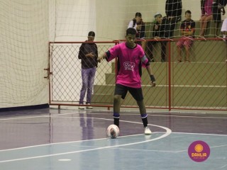
<a style='margin-left: 5px;' class='btn btn-xs btn-social btn-facebook' href='https://www.facebook.com/sharer/sharer.php?u=https://www.boladovale.com.br/imgs/800-800-90/conteudo/fotos/1567/img3101.jpg' rel='popup' data-width='500' data-height='400'><i class='fa fa-facebook'></i>Compartilhar <span class='hidden-xs'>no Facebook</span>
</a> 
<a class='btn btn-default btn-xs' target='_blank' href='imgs/800-800-90/conteudo/fotos/1567/img3101.jpg'>
<span class='glyphicon glyphicon-cloud-download'></span> Salvar
</a> 
<span></span>