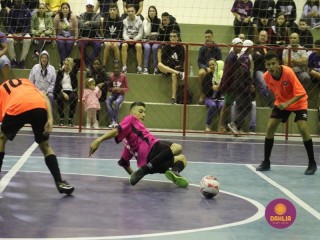 
<a style='margin-left: 5px;' class='btn btn-xs btn-social btn-facebook' href='https://www.facebook.com/sharer/sharer.php?u=https://www.boladovale.com.br/imgs/800-800-90/conteudo/fotos/1567/img3155.jpg' rel='popup' data-width='500' data-height='400'><i class='fa fa-facebook'></i>Compartilhar <span class='hidden-xs'>no Facebook</span>
</a> 
<a class='btn btn-default btn-xs' target='_blank' href='imgs/800-800-90/conteudo/fotos/1567/img3155.jpg'>
<span class='glyphicon glyphicon-cloud-download'></span> Salvar
</a> 
<span></span>