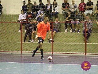 
<a style='margin-left: 5px;' class='btn btn-xs btn-social btn-facebook' href='https://www.facebook.com/sharer/sharer.php?u=https://www.boladovale.com.br/imgs/800-800-90/conteudo/fotos/1567/img3192.jpg' rel='popup' data-width='500' data-height='400'><i class='fa fa-facebook'></i>Compartilhar <span class='hidden-xs'>no Facebook</span>
</a> 
<a class='btn btn-default btn-xs' target='_blank' href='imgs/800-800-90/conteudo/fotos/1567/img3192.jpg'>
<span class='glyphicon glyphicon-cloud-download'></span> Salvar
</a> 
<span></span>