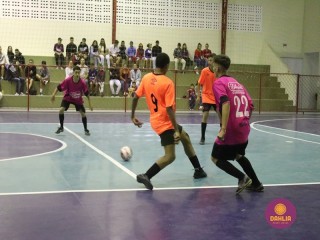 
<a style='margin-left: 5px;' class='btn btn-xs btn-social btn-facebook' href='https://www.facebook.com/sharer/sharer.php?u=https://www.boladovale.com.br/imgs/800-800-90/conteudo/fotos/1567/img3216.jpg' rel='popup' data-width='500' data-height='400'><i class='fa fa-facebook'></i>Compartilhar <span class='hidden-xs'>no Facebook</span>
</a> 
<a class='btn btn-default btn-xs' target='_blank' href='imgs/800-800-90/conteudo/fotos/1567/img3216.jpg'>
<span class='glyphicon glyphicon-cloud-download'></span> Salvar
</a> 
<span></span>