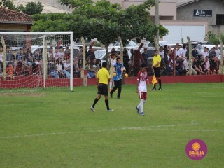 
<a style='margin-left: 5px;' class='btn btn-xs btn-social btn-facebook' href='https://www.facebook.com/sharer/sharer.php?u=https://www.boladovale.com.br/imgs/800-800-90/conteudo/fotos/1568/img3276.jpg' rel='popup' data-width='500' data-height='400'><i class='fa fa-facebook'></i>Compartilhar <span class='hidden-xs'>no Facebook</span>
</a> 
<a class='btn btn-default btn-xs' target='_blank' href='imgs/800-800-90/conteudo/fotos/1568/img3276.jpg'>
<span class='glyphicon glyphicon-cloud-download'></span> Salvar
</a> 
<span></span>