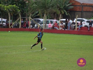 
<a style='margin-left: 5px;' class='btn btn-xs btn-social btn-facebook' href='https://www.facebook.com/sharer/sharer.php?u=https://www.boladovale.com.br/imgs/800-800-90/conteudo/fotos/1568/img3281.jpg' rel='popup' data-width='500' data-height='400'><i class='fa fa-facebook'></i>Compartilhar <span class='hidden-xs'>no Facebook</span>
</a> 
<a class='btn btn-default btn-xs' target='_blank' href='imgs/800-800-90/conteudo/fotos/1568/img3281.jpg'>
<span class='glyphicon glyphicon-cloud-download'></span> Salvar
</a> 
<span></span>