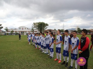 
<a style='margin-left: 5px;' class='btn btn-xs btn-social btn-facebook' href='https://www.facebook.com/sharer/sharer.php?u=https://www.boladovale.com.br/imgs/800-800-90/conteudo/fotos/1570/img3320.jpg' rel='popup' data-width='500' data-height='400'><i class='fa fa-facebook'></i>Compartilhar <span class='hidden-xs'>no Facebook</span>
</a> 
<a class='btn btn-default btn-xs' target='_blank' href='imgs/800-800-90/conteudo/fotos/1570/img3320.jpg'>
<span class='glyphicon glyphicon-cloud-download'></span> Salvar
</a> 
<span></span>