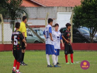 
<a style='margin-left: 5px;' class='btn btn-xs btn-social btn-facebook' href='https://www.facebook.com/sharer/sharer.php?u=https://www.boladovale.com.br/imgs/800-800-90/conteudo/fotos/1570/img3347.jpg' rel='popup' data-width='500' data-height='400'><i class='fa fa-facebook'></i>Compartilhar <span class='hidden-xs'>no Facebook</span>
</a> 
<a class='btn btn-default btn-xs' target='_blank' href='imgs/800-800-90/conteudo/fotos/1570/img3347.jpg'>
<span class='glyphicon glyphicon-cloud-download'></span> Salvar
</a> 
<span></span>