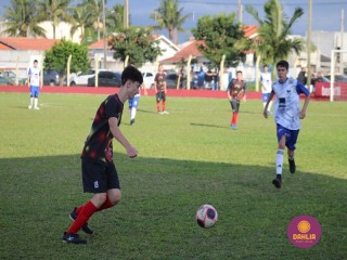 
<a style='margin-left: 5px;' class='btn btn-xs btn-social btn-facebook' href='https://www.facebook.com/sharer/sharer.php?u=https://www.boladovale.com.br/imgs/800-800-90/conteudo/fotos/1570/img3401.jpg' rel='popup' data-width='500' data-height='400'><i class='fa fa-facebook'></i>Compartilhar <span class='hidden-xs'>no Facebook</span>
</a> 
<a class='btn btn-default btn-xs' target='_blank' href='imgs/800-800-90/conteudo/fotos/1570/img3401.jpg'>
<span class='glyphicon glyphicon-cloud-download'></span> Salvar
</a> 
<span></span>