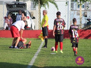 
<a style='margin-left: 5px;' class='btn btn-xs btn-social btn-facebook' href='https://www.facebook.com/sharer/sharer.php?u=https://www.boladovale.com.br/imgs/800-800-90/conteudo/fotos/1570/img3408.jpg' rel='popup' data-width='500' data-height='400'><i class='fa fa-facebook'></i>Compartilhar <span class='hidden-xs'>no Facebook</span>
</a> 
<a class='btn btn-default btn-xs' target='_blank' href='imgs/800-800-90/conteudo/fotos/1570/img3408.jpg'>
<span class='glyphicon glyphicon-cloud-download'></span> Salvar
</a> 
<span></span>