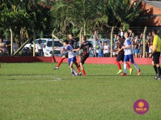 
<a style='margin-left: 5px;' class='btn btn-xs btn-social btn-facebook' href='https://www.facebook.com/sharer/sharer.php?u=https://www.boladovale.com.br/imgs/800-800-90/conteudo/fotos/1570/img3409.jpg' rel='popup' data-width='500' data-height='400'><i class='fa fa-facebook'></i>Compartilhar <span class='hidden-xs'>no Facebook</span>
</a> 
<a class='btn btn-default btn-xs' target='_blank' href='imgs/800-800-90/conteudo/fotos/1570/img3409.jpg'>
<span class='glyphicon glyphicon-cloud-download'></span> Salvar
</a> 
<span></span>