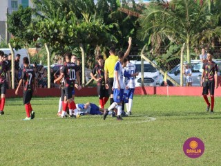 
<a style='margin-left: 5px;' class='btn btn-xs btn-social btn-facebook' href='https://www.facebook.com/sharer/sharer.php?u=https://www.boladovale.com.br/imgs/800-800-90/conteudo/fotos/1570/img3411.jpg' rel='popup' data-width='500' data-height='400'><i class='fa fa-facebook'></i>Compartilhar <span class='hidden-xs'>no Facebook</span>
</a> 
<a class='btn btn-default btn-xs' target='_blank' href='imgs/800-800-90/conteudo/fotos/1570/img3411.jpg'>
<span class='glyphicon glyphicon-cloud-download'></span> Salvar
</a> 
<span></span>