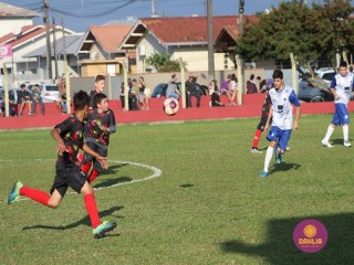 
<a style='margin-left: 5px;' class='btn btn-xs btn-social btn-facebook' href='https://www.facebook.com/sharer/sharer.php?u=https://www.boladovale.com.br/imgs/800-800-90/conteudo/fotos/1570/img3417.jpg' rel='popup' data-width='500' data-height='400'><i class='fa fa-facebook'></i>Compartilhar <span class='hidden-xs'>no Facebook</span>
</a> 
<a class='btn btn-default btn-xs' target='_blank' href='imgs/800-800-90/conteudo/fotos/1570/img3417.jpg'>
<span class='glyphicon glyphicon-cloud-download'></span> Salvar
</a> 
<span></span>