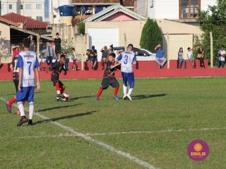 
<a style='margin-left: 5px;' class='btn btn-xs btn-social btn-facebook' href='https://www.facebook.com/sharer/sharer.php?u=https://www.boladovale.com.br/imgs/800-800-90/conteudo/fotos/1570/img3426.jpg' rel='popup' data-width='500' data-height='400'><i class='fa fa-facebook'></i>Compartilhar <span class='hidden-xs'>no Facebook</span>
</a> 
<a class='btn btn-default btn-xs' target='_blank' href='imgs/800-800-90/conteudo/fotos/1570/img3426.jpg'>
<span class='glyphicon glyphicon-cloud-download'></span> Salvar
</a> 
<span></span>