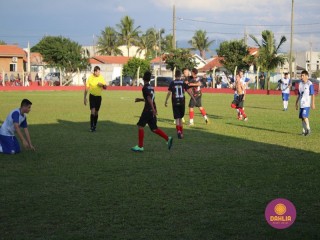 
<a style='margin-left: 5px;' class='btn btn-xs btn-social btn-facebook' href='https://www.facebook.com/sharer/sharer.php?u=https://www.boladovale.com.br/imgs/800-800-90/conteudo/fotos/1570/img3436.jpg' rel='popup' data-width='500' data-height='400'><i class='fa fa-facebook'></i>Compartilhar <span class='hidden-xs'>no Facebook</span>
</a> 
<a class='btn btn-default btn-xs' target='_blank' href='imgs/800-800-90/conteudo/fotos/1570/img3436.jpg'>
<span class='glyphicon glyphicon-cloud-download'></span> Salvar
</a> 
<span></span>