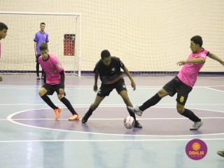 
<a style='margin-left: 5px;' class='btn btn-xs btn-social btn-facebook' href='https://www.facebook.com/sharer/sharer.php?u=https://www.boladovale.com.br/imgs/800-800-90/conteudo/fotos/1572/img3491.jpg' rel='popup' data-width='500' data-height='400'><i class='fa fa-facebook'></i>Compartilhar <span class='hidden-xs'>no Facebook</span>
</a> 
<a class='btn btn-default btn-xs' target='_blank' href='imgs/800-800-90/conteudo/fotos/1572/img3491.jpg'>
<span class='glyphicon glyphicon-cloud-download'></span> Salvar
</a> 
<span></span>