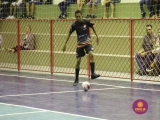 
<a style='margin-left: 5px;' class='btn btn-xs btn-social btn-facebook' href='https://www.facebook.com/sharer/sharer.php?u=https://www.boladovale.com.br/imgs/800-800-90/conteudo/fotos/1572/img3497.jpg' rel='popup' data-width='500' data-height='400'><i class='fa fa-facebook'></i>Compartilhar <span class='hidden-xs'>no Facebook</span>
</a> 
<a class='btn btn-default btn-xs' target='_blank' href='imgs/800-800-90/conteudo/fotos/1572/img3497.jpg'>
<span class='glyphicon glyphicon-cloud-download'></span> Salvar
</a> 
<span></span>