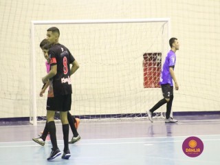 
<a style='margin-left: 5px;' class='btn btn-xs btn-social btn-facebook' href='https://www.facebook.com/sharer/sharer.php?u=https://www.boladovale.com.br/imgs/800-800-90/conteudo/fotos/1572/img3499.jpg' rel='popup' data-width='500' data-height='400'><i class='fa fa-facebook'></i>Compartilhar <span class='hidden-xs'>no Facebook</span>
</a> 
<a class='btn btn-default btn-xs' target='_blank' href='imgs/800-800-90/conteudo/fotos/1572/img3499.jpg'>
<span class='glyphicon glyphicon-cloud-download'></span> Salvar
</a> 
<span></span>