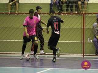 
<a style='margin-left: 5px;' class='btn btn-xs btn-social btn-facebook' href='https://www.facebook.com/sharer/sharer.php?u=https://www.boladovale.com.br/imgs/800-800-90/conteudo/fotos/1572/img3515.jpg' rel='popup' data-width='500' data-height='400'><i class='fa fa-facebook'></i>Compartilhar <span class='hidden-xs'>no Facebook</span>
</a> 
<a class='btn btn-default btn-xs' target='_blank' href='imgs/800-800-90/conteudo/fotos/1572/img3515.jpg'>
<span class='glyphicon glyphicon-cloud-download'></span> Salvar
</a> 
<span></span>