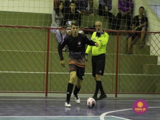 
<a style='margin-left: 5px;' class='btn btn-xs btn-social btn-facebook' href='https://www.facebook.com/sharer/sharer.php?u=https://www.boladovale.com.br/imgs/800-800-90/conteudo/fotos/1572/img3518.jpg' rel='popup' data-width='500' data-height='400'><i class='fa fa-facebook'></i>Compartilhar <span class='hidden-xs'>no Facebook</span>
</a> 
<a class='btn btn-default btn-xs' target='_blank' href='imgs/800-800-90/conteudo/fotos/1572/img3518.jpg'>
<span class='glyphicon glyphicon-cloud-download'></span> Salvar
</a> 
<span></span>