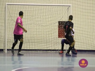 
<a style='margin-left: 5px;' class='btn btn-xs btn-social btn-facebook' href='https://www.facebook.com/sharer/sharer.php?u=https://www.boladovale.com.br/imgs/800-800-90/conteudo/fotos/1572/img3539.jpg' rel='popup' data-width='500' data-height='400'><i class='fa fa-facebook'></i>Compartilhar <span class='hidden-xs'>no Facebook</span>
</a> 
<a class='btn btn-default btn-xs' target='_blank' href='imgs/800-800-90/conteudo/fotos/1572/img3539.jpg'>
<span class='glyphicon glyphicon-cloud-download'></span> Salvar
</a> 
<span></span>