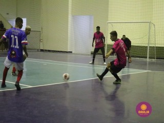 
<a style='margin-left: 5px;' class='btn btn-xs btn-social btn-facebook' href='https://www.facebook.com/sharer/sharer.php?u=https://www.boladovale.com.br/imgs/800-800-90/conteudo/fotos/1573/img3588.jpg' rel='popup' data-width='500' data-height='400'><i class='fa fa-facebook'></i>Compartilhar <span class='hidden-xs'>no Facebook</span>
</a> 
<a class='btn btn-default btn-xs' target='_blank' href='imgs/800-800-90/conteudo/fotos/1573/img3588.jpg'>
<span class='glyphicon glyphicon-cloud-download'></span> Salvar
</a> 
<span></span>