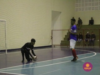 
<a style='margin-left: 5px;' class='btn btn-xs btn-social btn-facebook' href='https://www.facebook.com/sharer/sharer.php?u=https://www.boladovale.com.br/imgs/800-800-90/conteudo/fotos/1573/img3589.jpg' rel='popup' data-width='500' data-height='400'><i class='fa fa-facebook'></i>Compartilhar <span class='hidden-xs'>no Facebook</span>
</a> 
<a class='btn btn-default btn-xs' target='_blank' href='imgs/800-800-90/conteudo/fotos/1573/img3589.jpg'>
<span class='glyphicon glyphicon-cloud-download'></span> Salvar
</a> 
<span></span>