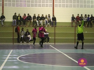 
<a style='margin-left: 5px;' class='btn btn-xs btn-social btn-facebook' href='https://www.facebook.com/sharer/sharer.php?u=https://www.boladovale.com.br/imgs/800-800-90/conteudo/fotos/1573/img3592.jpg' rel='popup' data-width='500' data-height='400'><i class='fa fa-facebook'></i>Compartilhar <span class='hidden-xs'>no Facebook</span>
</a> 
<a class='btn btn-default btn-xs' target='_blank' href='imgs/800-800-90/conteudo/fotos/1573/img3592.jpg'>
<span class='glyphicon glyphicon-cloud-download'></span> Salvar
</a> 
<span></span>
