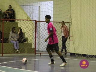 
<a style='margin-left: 5px;' class='btn btn-xs btn-social btn-facebook' href='https://www.facebook.com/sharer/sharer.php?u=https://www.boladovale.com.br/imgs/800-800-90/conteudo/fotos/1573/img3594.jpg' rel='popup' data-width='500' data-height='400'><i class='fa fa-facebook'></i>Compartilhar <span class='hidden-xs'>no Facebook</span>
</a> 
<a class='btn btn-default btn-xs' target='_blank' href='imgs/800-800-90/conteudo/fotos/1573/img3594.jpg'>
<span class='glyphicon glyphicon-cloud-download'></span> Salvar
</a> 
<span></span>