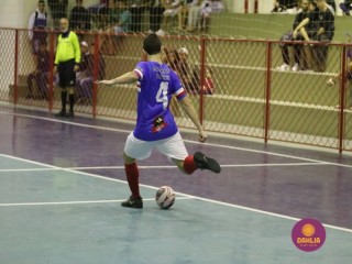 
<a style='margin-left: 5px;' class='btn btn-xs btn-social btn-facebook' href='https://www.facebook.com/sharer/sharer.php?u=https://www.boladovale.com.br/imgs/800-800-90/conteudo/fotos/1573/img3630.jpg' rel='popup' data-width='500' data-height='400'><i class='fa fa-facebook'></i>Compartilhar <span class='hidden-xs'>no Facebook</span>
</a> 
<a class='btn btn-default btn-xs' target='_blank' href='imgs/800-800-90/conteudo/fotos/1573/img3630.jpg'>
<span class='glyphicon glyphicon-cloud-download'></span> Salvar
</a> 
<span></span>