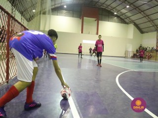 
<a style='margin-left: 5px;' class='btn btn-xs btn-social btn-facebook' href='https://www.facebook.com/sharer/sharer.php?u=https://www.boladovale.com.br/imgs/800-800-90/conteudo/fotos/1573/img3665.jpg' rel='popup' data-width='500' data-height='400'><i class='fa fa-facebook'></i>Compartilhar <span class='hidden-xs'>no Facebook</span>
</a> 
<a class='btn btn-default btn-xs' target='_blank' href='imgs/800-800-90/conteudo/fotos/1573/img3665.jpg'>
<span class='glyphicon glyphicon-cloud-download'></span> Salvar
</a> 
<span></span>