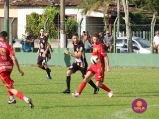 
<a style='margin-left: 5px;' class='btn btn-xs btn-social btn-facebook' href='https://www.facebook.com/sharer/sharer.php?u=https://www.boladovale.com.br/imgs/800-800-90/conteudo/fotos/1574/img8205.jpg' rel='popup' data-width='500' data-height='400'><i class='fa fa-facebook'></i>Compartilhar <span class='hidden-xs'>no Facebook</span>
</a> 
<a class='btn btn-default btn-xs' target='_blank' href='imgs/800-800-90/conteudo/fotos/1574/img8205.jpg'>
<span class='glyphicon glyphicon-cloud-download'></span> Salvar
</a> 
<span></span>