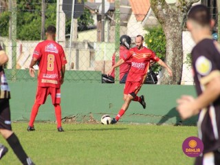 
<a style='margin-left: 5px;' class='btn btn-xs btn-social btn-facebook' href='https://www.facebook.com/sharer/sharer.php?u=https://www.boladovale.com.br/imgs/800-800-90/conteudo/fotos/1574/img8216.jpg' rel='popup' data-width='500' data-height='400'><i class='fa fa-facebook'></i>Compartilhar <span class='hidden-xs'>no Facebook</span>
</a> 
<a class='btn btn-default btn-xs' target='_blank' href='imgs/800-800-90/conteudo/fotos/1574/img8216.jpg'>
<span class='glyphicon glyphicon-cloud-download'></span> Salvar
</a> 
<span></span>
