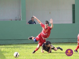 
<a style='margin-left: 5px;' class='btn btn-xs btn-social btn-facebook' href='https://www.facebook.com/sharer/sharer.php?u=https://www.boladovale.com.br/imgs/800-800-90/conteudo/fotos/1574/img8221.jpg' rel='popup' data-width='500' data-height='400'><i class='fa fa-facebook'></i>Compartilhar <span class='hidden-xs'>no Facebook</span>
</a> 
<a class='btn btn-default btn-xs' target='_blank' href='imgs/800-800-90/conteudo/fotos/1574/img8221.jpg'>
<span class='glyphicon glyphicon-cloud-download'></span> Salvar
</a> 
<span></span>