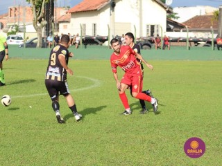 
<a style='margin-left: 5px;' class='btn btn-xs btn-social btn-facebook' href='https://www.facebook.com/sharer/sharer.php?u=https://www.boladovale.com.br/imgs/800-800-90/conteudo/fotos/1574/img8225.jpg' rel='popup' data-width='500' data-height='400'><i class='fa fa-facebook'></i>Compartilhar <span class='hidden-xs'>no Facebook</span>
</a> 
<a class='btn btn-default btn-xs' target='_blank' href='imgs/800-800-90/conteudo/fotos/1574/img8225.jpg'>
<span class='glyphicon glyphicon-cloud-download'></span> Salvar
</a> 
<span></span>
