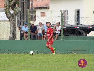 
<a style='margin-left: 5px;' class='btn btn-xs btn-social btn-facebook' href='https://www.facebook.com/sharer/sharer.php?u=https://www.boladovale.com.br/imgs/800-800-90/conteudo/fotos/1574/img8226.jpg' rel='popup' data-width='500' data-height='400'><i class='fa fa-facebook'></i>Compartilhar <span class='hidden-xs'>no Facebook</span>
</a> 
<a class='btn btn-default btn-xs' target='_blank' href='imgs/800-800-90/conteudo/fotos/1574/img8226.jpg'>
<span class='glyphicon glyphicon-cloud-download'></span> Salvar
</a> 
<span></span>