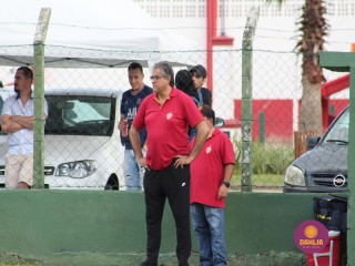 
<a style='margin-left: 5px;' class='btn btn-xs btn-social btn-facebook' href='https://www.facebook.com/sharer/sharer.php?u=https://www.boladovale.com.br/imgs/800-800-90/conteudo/fotos/1574/img8234.jpg' rel='popup' data-width='500' data-height='400'><i class='fa fa-facebook'></i>Compartilhar <span class='hidden-xs'>no Facebook</span>
</a> 
<a class='btn btn-default btn-xs' target='_blank' href='imgs/800-800-90/conteudo/fotos/1574/img8234.jpg'>
<span class='glyphicon glyphicon-cloud-download'></span> Salvar
</a> 
<span></span>