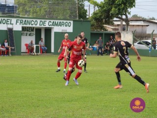 
<a style='margin-left: 5px;' class='btn btn-xs btn-social btn-facebook' href='https://www.facebook.com/sharer/sharer.php?u=https://www.boladovale.com.br/imgs/800-800-90/conteudo/fotos/1574/img8243.jpg' rel='popup' data-width='500' data-height='400'><i class='fa fa-facebook'></i>Compartilhar <span class='hidden-xs'>no Facebook</span>
</a> 
<a class='btn btn-default btn-xs' target='_blank' href='imgs/800-800-90/conteudo/fotos/1574/img8243.jpg'>
<span class='glyphicon glyphicon-cloud-download'></span> Salvar
</a> 
<span></span>