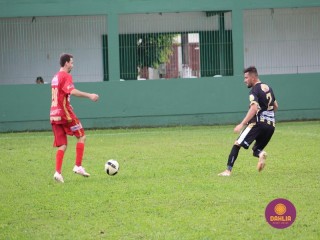 
<a style='margin-left: 5px;' class='btn btn-xs btn-social btn-facebook' href='https://www.facebook.com/sharer/sharer.php?u=https://www.boladovale.com.br/imgs/800-800-90/conteudo/fotos/1574/img8270.jpg' rel='popup' data-width='500' data-height='400'><i class='fa fa-facebook'></i>Compartilhar <span class='hidden-xs'>no Facebook</span>
</a> 
<a class='btn btn-default btn-xs' target='_blank' href='imgs/800-800-90/conteudo/fotos/1574/img8270.jpg'>
<span class='glyphicon glyphicon-cloud-download'></span> Salvar
</a> 
<span></span>