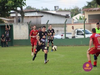 
<a style='margin-left: 5px;' class='btn btn-xs btn-social btn-facebook' href='https://www.facebook.com/sharer/sharer.php?u=https://www.boladovale.com.br/imgs/800-800-90/conteudo/fotos/1574/img8298.jpg' rel='popup' data-width='500' data-height='400'><i class='fa fa-facebook'></i>Compartilhar <span class='hidden-xs'>no Facebook</span>
</a> 
<a class='btn btn-default btn-xs' target='_blank' href='imgs/800-800-90/conteudo/fotos/1574/img8298.jpg'>
<span class='glyphicon glyphicon-cloud-download'></span> Salvar
</a> 
<span></span>