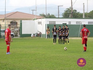 
<a style='margin-left: 5px;' class='btn btn-xs btn-social btn-facebook' href='https://www.facebook.com/sharer/sharer.php?u=https://www.boladovale.com.br/imgs/800-800-90/conteudo/fotos/1574/img8306.jpg' rel='popup' data-width='500' data-height='400'><i class='fa fa-facebook'></i>Compartilhar <span class='hidden-xs'>no Facebook</span>
</a> 
<a class='btn btn-default btn-xs' target='_blank' href='imgs/800-800-90/conteudo/fotos/1574/img8306.jpg'>
<span class='glyphicon glyphicon-cloud-download'></span> Salvar
</a> 
<span></span>